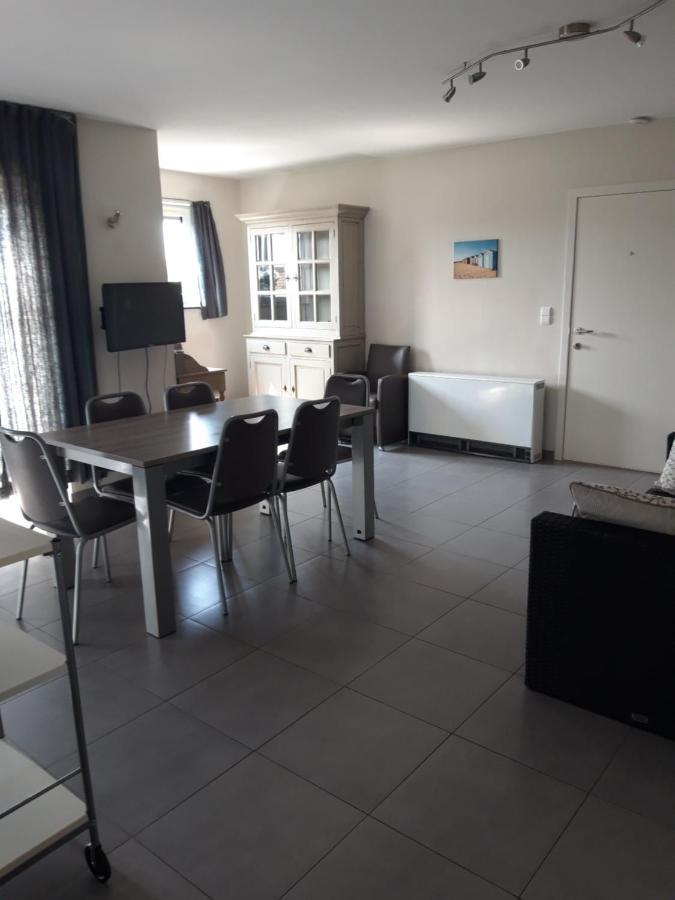 尼乌波特Duplex Met Zwembad Neoportus公寓 外观 照片